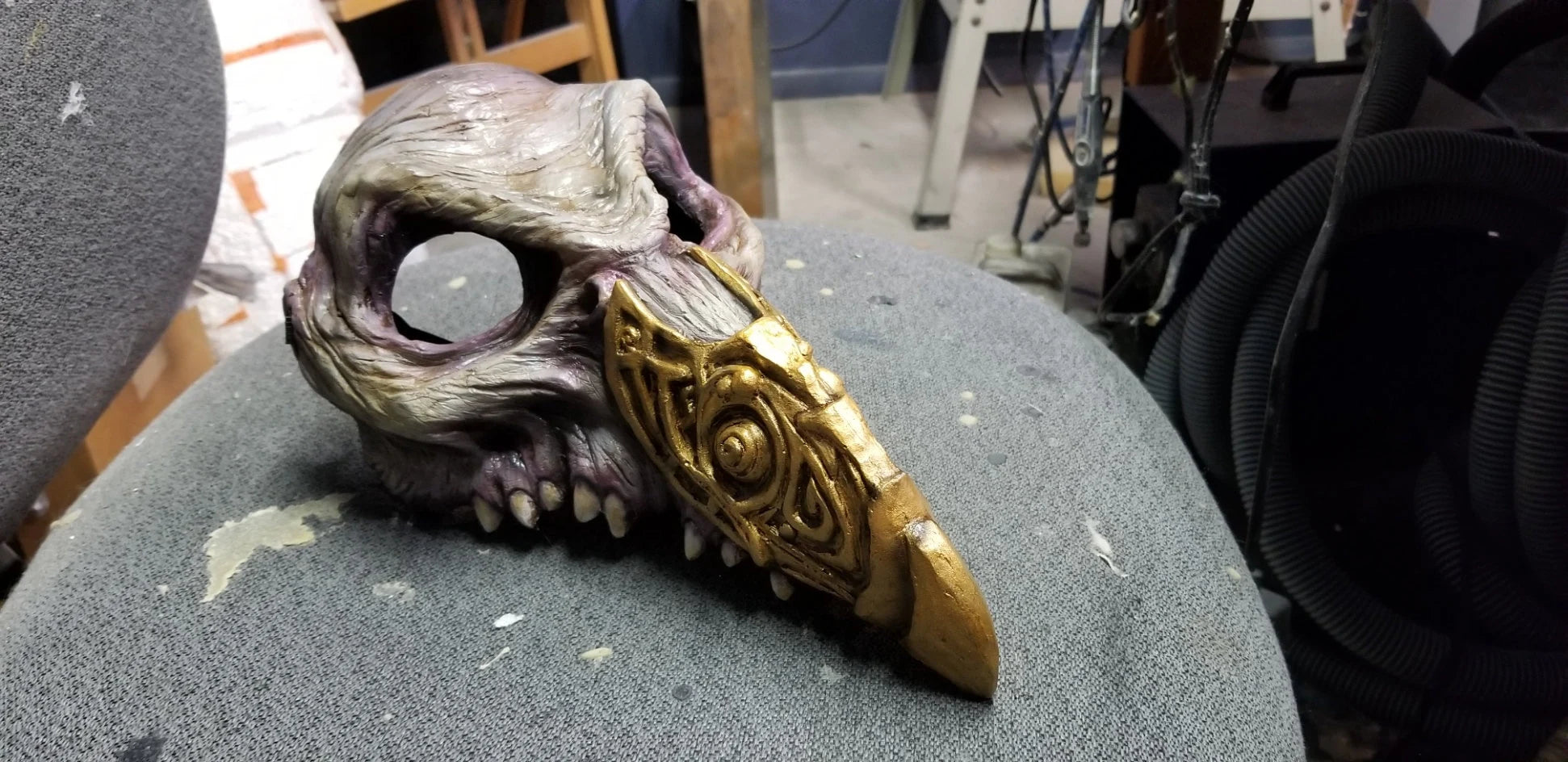 Emporer Overloard resin masquerade mask (made in the style of the Skeksis Emperor of the Dark Crystal)